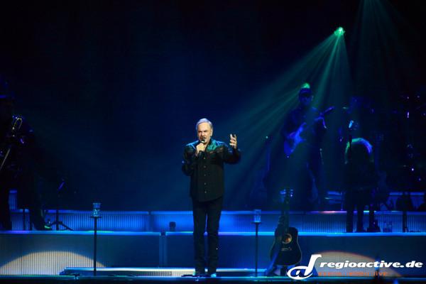 Gefeiert - Fotos: Neil Diamond live in der Lanxess Arena in Köln 
