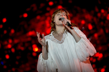 Nicht von dieser Welt - Fotos: Florence + The Machine live auf dem Southside Festival 2015 