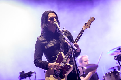 Dauergäste - Fotos: Placebo live auf dem Southside Festival 2015 