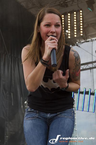 Christina Stürmer live bei REWE Family in Stuttgart, 2015